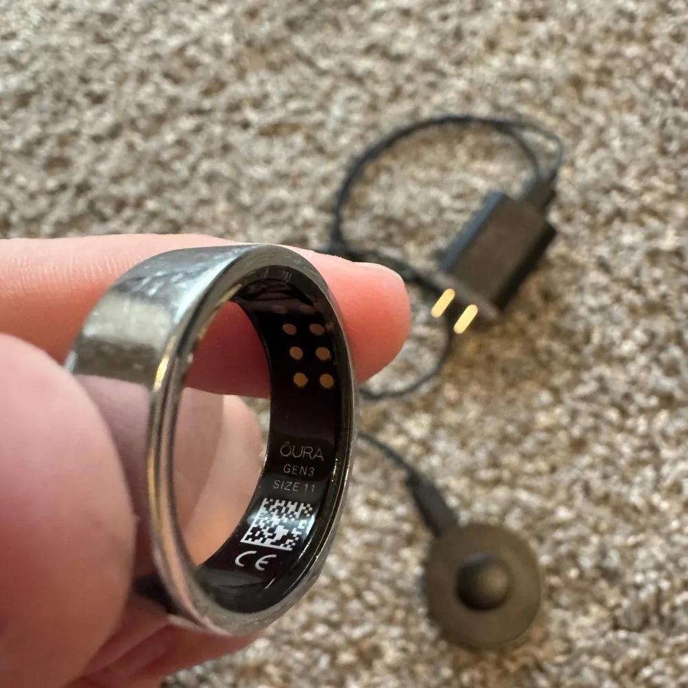Oura Ring Horizon Silver size 11 with charger